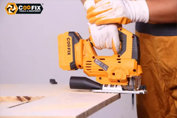 CF-CJS001 Coofix cordless jig saw